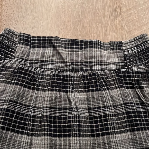 Checked print skirt size M by Dream Out Loud by Selena Gomez - Picture 3 of 9